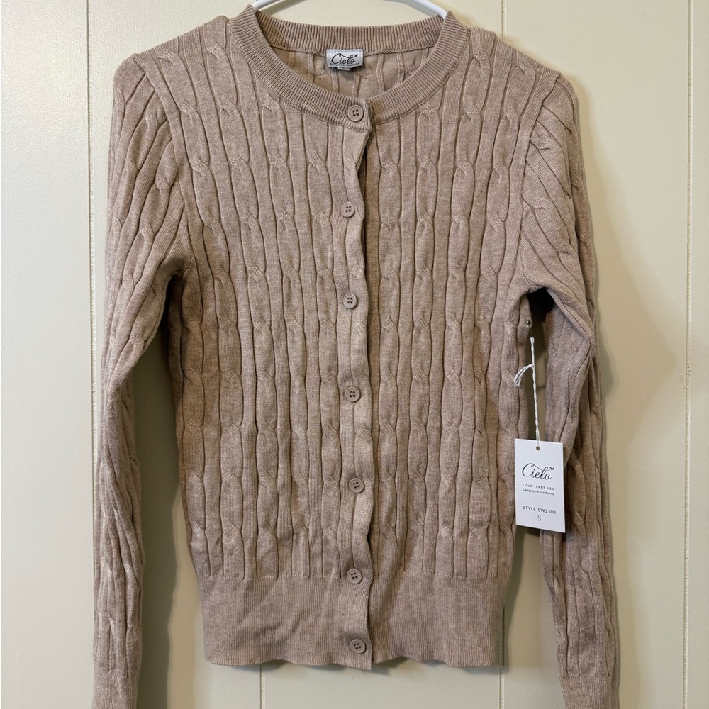 Cielo Women's Beige Cable Knit Cardigan
